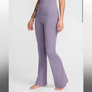 Nike Zenvy Flared Leggings Pants